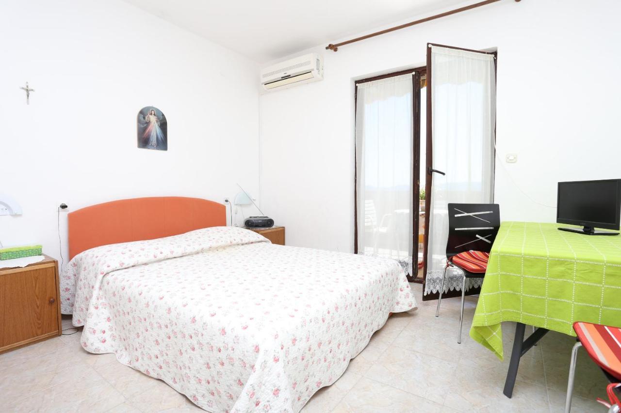 Apartments By The Sea Marusici, Omis - 1024 Mimice Exterior foto